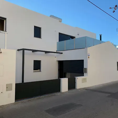 Casa Ferias Cabanas 펜션